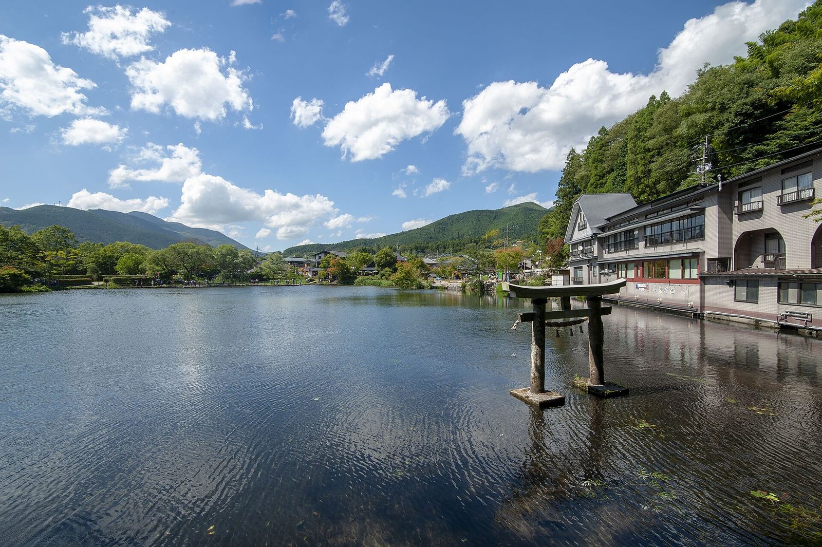 由布院